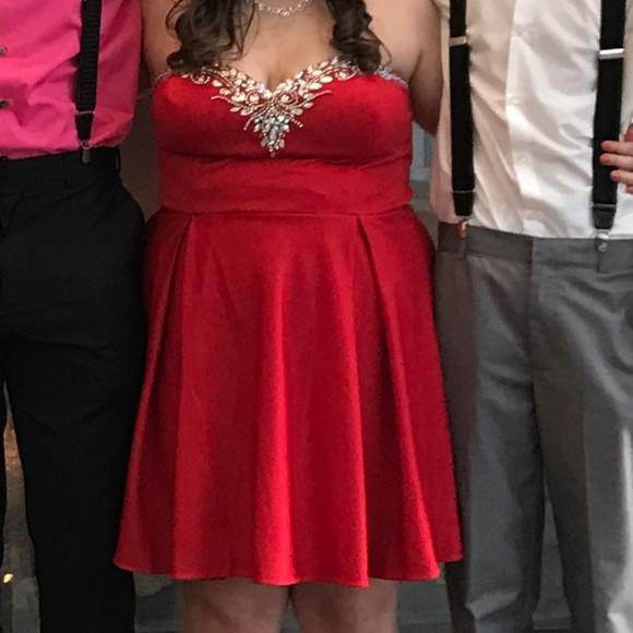 size 16 homecoming dresses